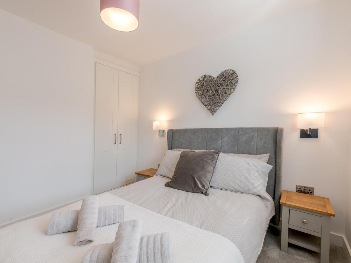 Pass The Keys 1 Bed Albury Contemporary Apartment With Secure Parking Шрусбери Экстерьер фото